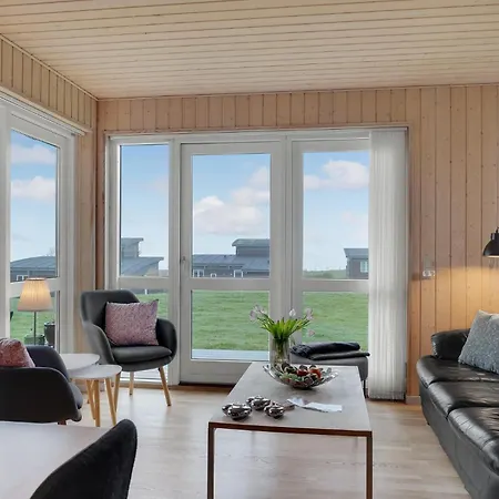 Stunning In Faaborg With Kitchen *